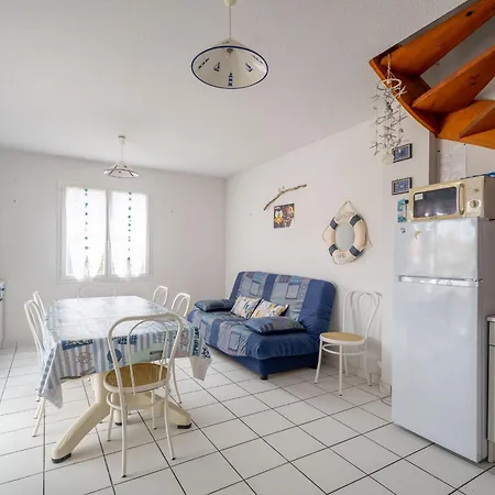 Maisonnette 2 Etoiles A A 200m De L'ocean, 6 Pers, Terrasse, Parking, Confort - Fr-1-50-75 *