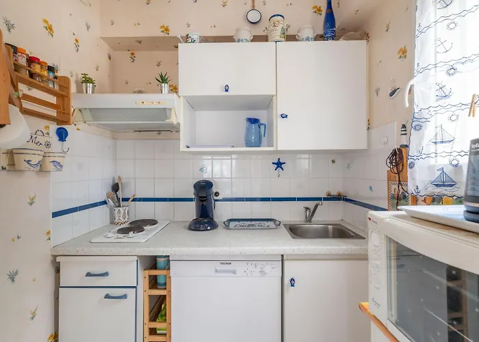 Maisonnette 2 Etoiles A A 200m De L'ocean, 6 Pers, Terrasse, Parking, Confort - Fr-1-50-75 * Mimizan-Plage