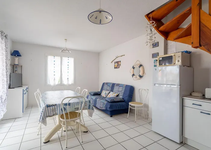 Maisonnette 2 Etoiles A A 200m De L'ocean, 6 Pers, Terrasse, Parking, Confort - Fr-1-50-75 * Mimizan-Plage